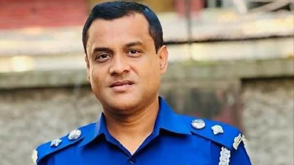খাগড়াছড়িতে সংযুক্তির পর পুলিশ সুপারের আবেগঘন পোস্ট, ‘এই ডিপার্টমেন্ট আমার জন্য নয়’