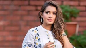 শাকিবের নায়িকা হয়ে বড়পর্দায় তানজিন তিশা, নারীদের নিরাপত্তা নিয়েও সরব
