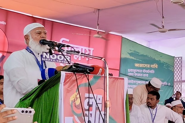 ‘দেশের মানুষ সরকারের কাছ থেকে মুক্তি চায়’, কুমিল্লার পথসভায় শফিকুর রহমান