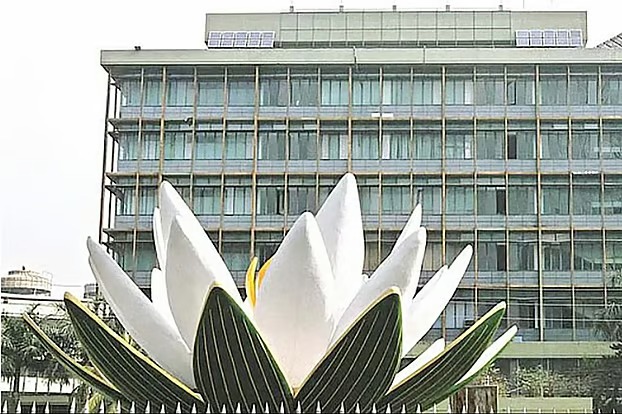ঝুঁকি কেটে যাওয়ায় ৩ দিন পর চালু হলো বাংলাদেশ ব্যাংকের ওয়েবসাইট