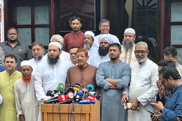 পিএসসির সদস্যদের চায়ের দাওয়াত দিয়ে পদত্যাগে বাধ্য করা হচ্ছে: হামিদুর রহমান আযাদ